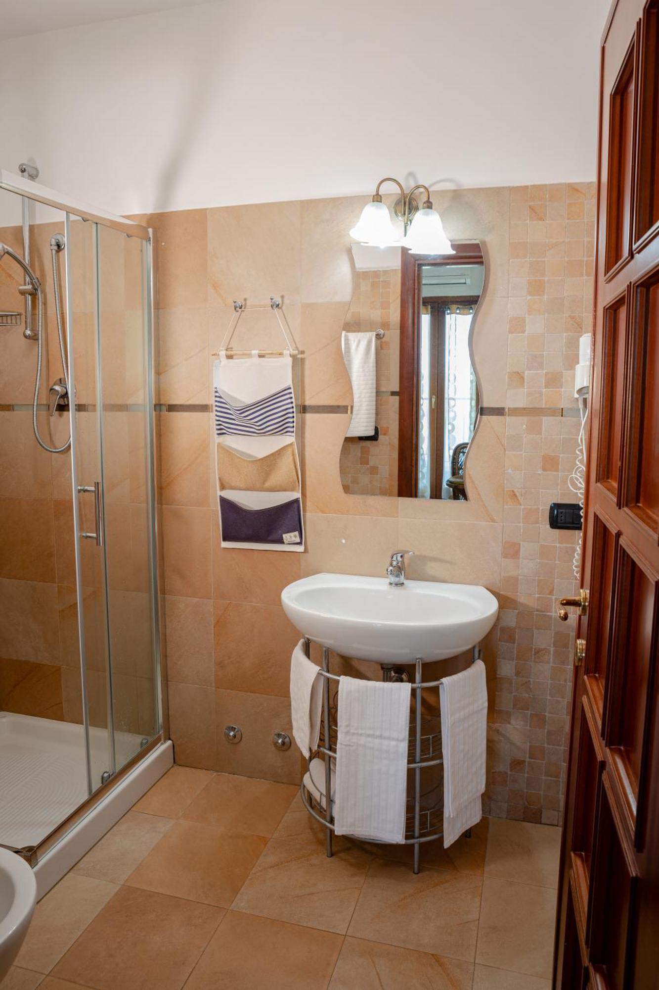 Villa Marianna Vasto Room photo